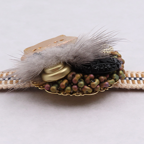 帯留「猫のスペシャリテ」 ―猫が集めた秘蔵のコレクション― 01