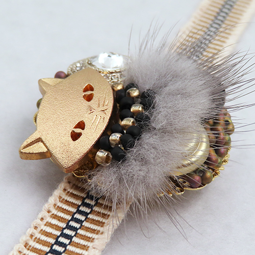 帯留「猫のスペシャリテ」 ―猫が集めた秘蔵のコレクション― 01