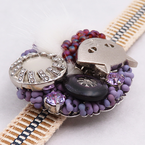 帯留「猫のスペシャリテ」 ―猫が集めた秘蔵のコレクション― 04