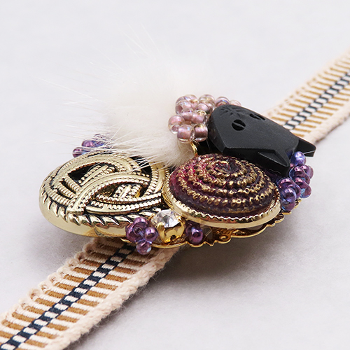 帯留「猫のスペシャリテ」 ―猫が集めた秘蔵のコレクション― 05