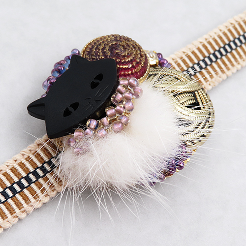 帯留「猫のスペシャリテ」 ―猫が集めた秘蔵のコレクション― 05