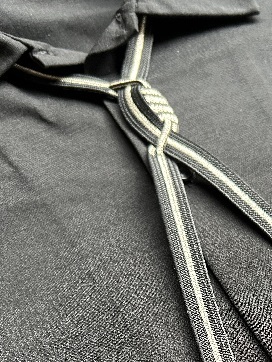 ブラック×シルバー　ネックコード