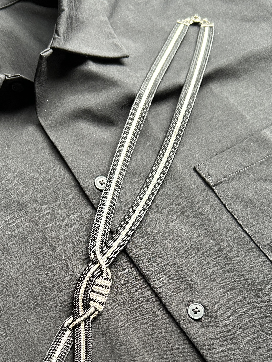 ブラック×シルバー　ネックコード