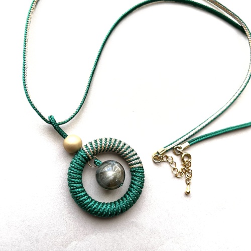 組紐リング首飾り