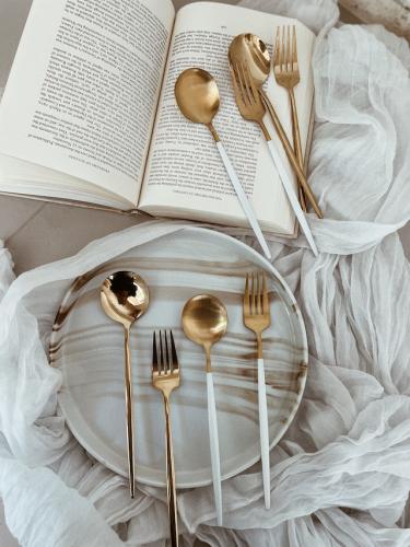 Dinner spoon　(WHITE&GOLD)