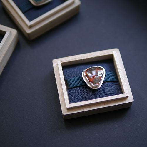 銀製帯留 暗示 inkling (SEA)  "Let’s go fishing!”