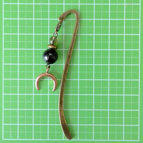 天然石の栞 ─ フローライト/金具色 銀